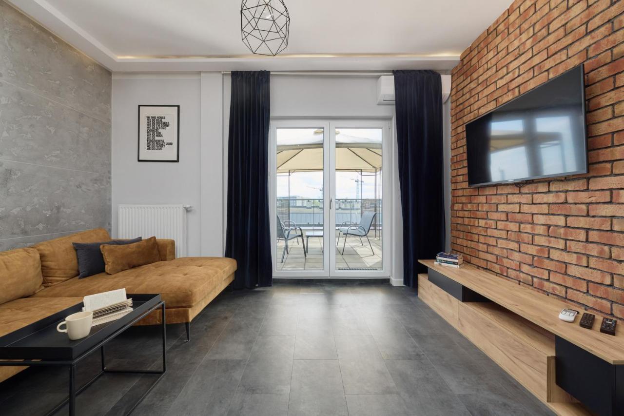 Stylish Kosciuszki Apartaments Near The Market Square With Free Garage Wroclaw By Noclegi Renters Luaran gambar