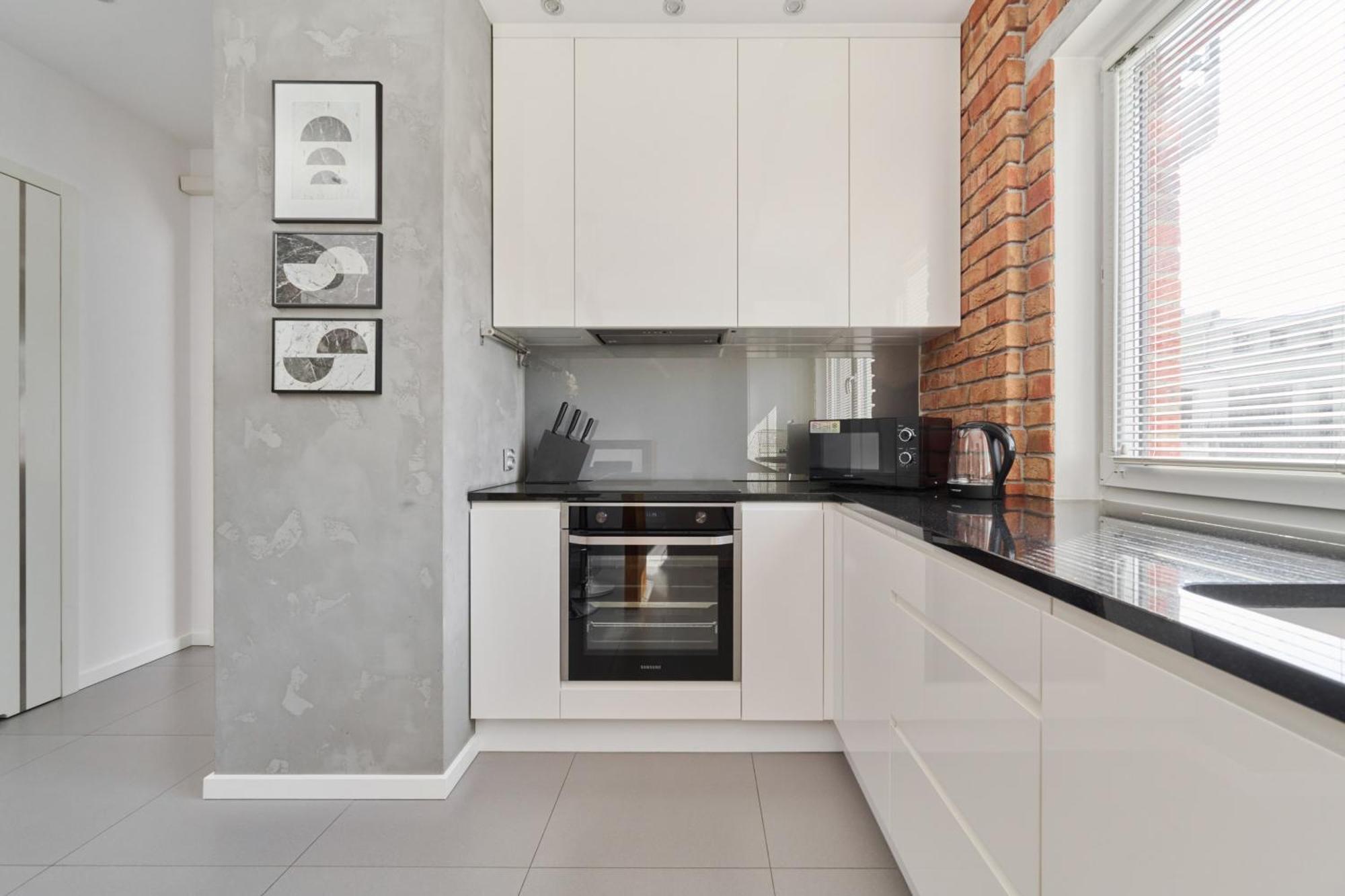 Stylish Kosciuszki Apartaments Near The Market Square With Free Garage Wroclaw By Noclegi Renters Luaran gambar