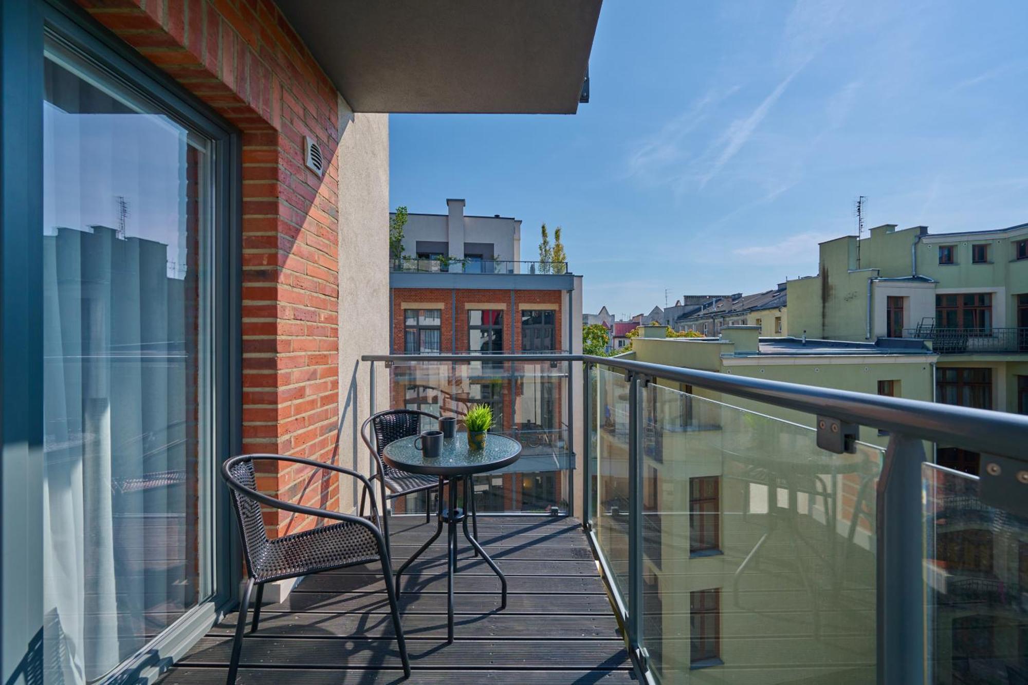 Stylish Kosciuszki Apartaments Near The Market Square With Free Garage Wroclaw By Noclegi Renters Luaran gambar