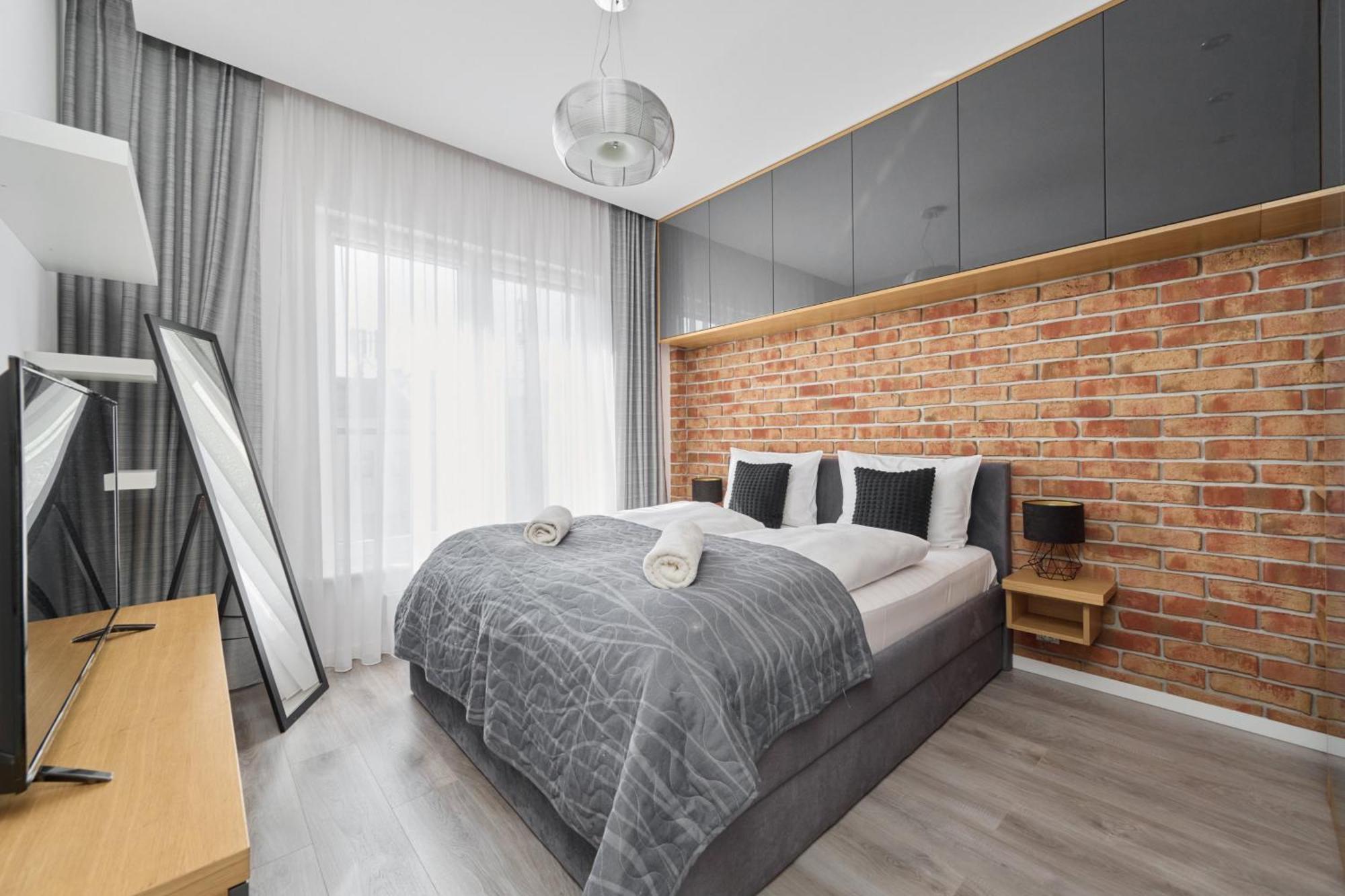 Stylish Kosciuszki Apartaments Near The Market Square With Free Garage Wroclaw By Noclegi Renters Luaran gambar